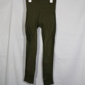 Gymshark Sz XS Energy Seamless Cropped Leggings Olive Green High Rise Eyelet